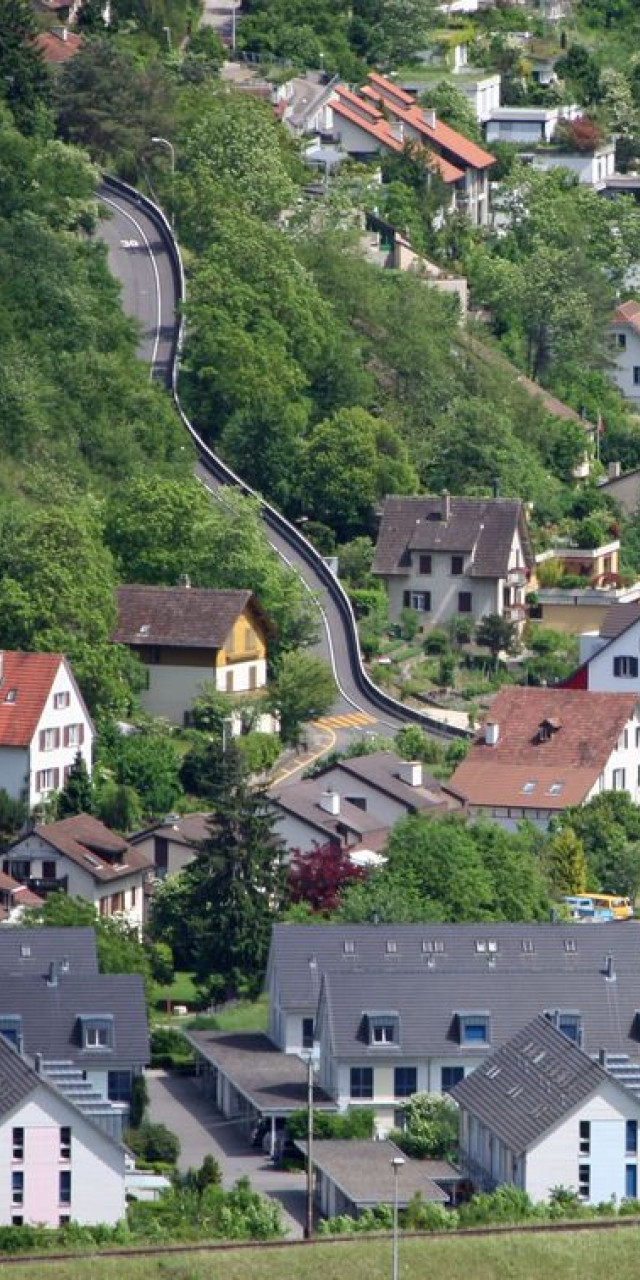 BAUGESUCH Hitz Karl, Zelglistrasse 21. Balkonverglasung